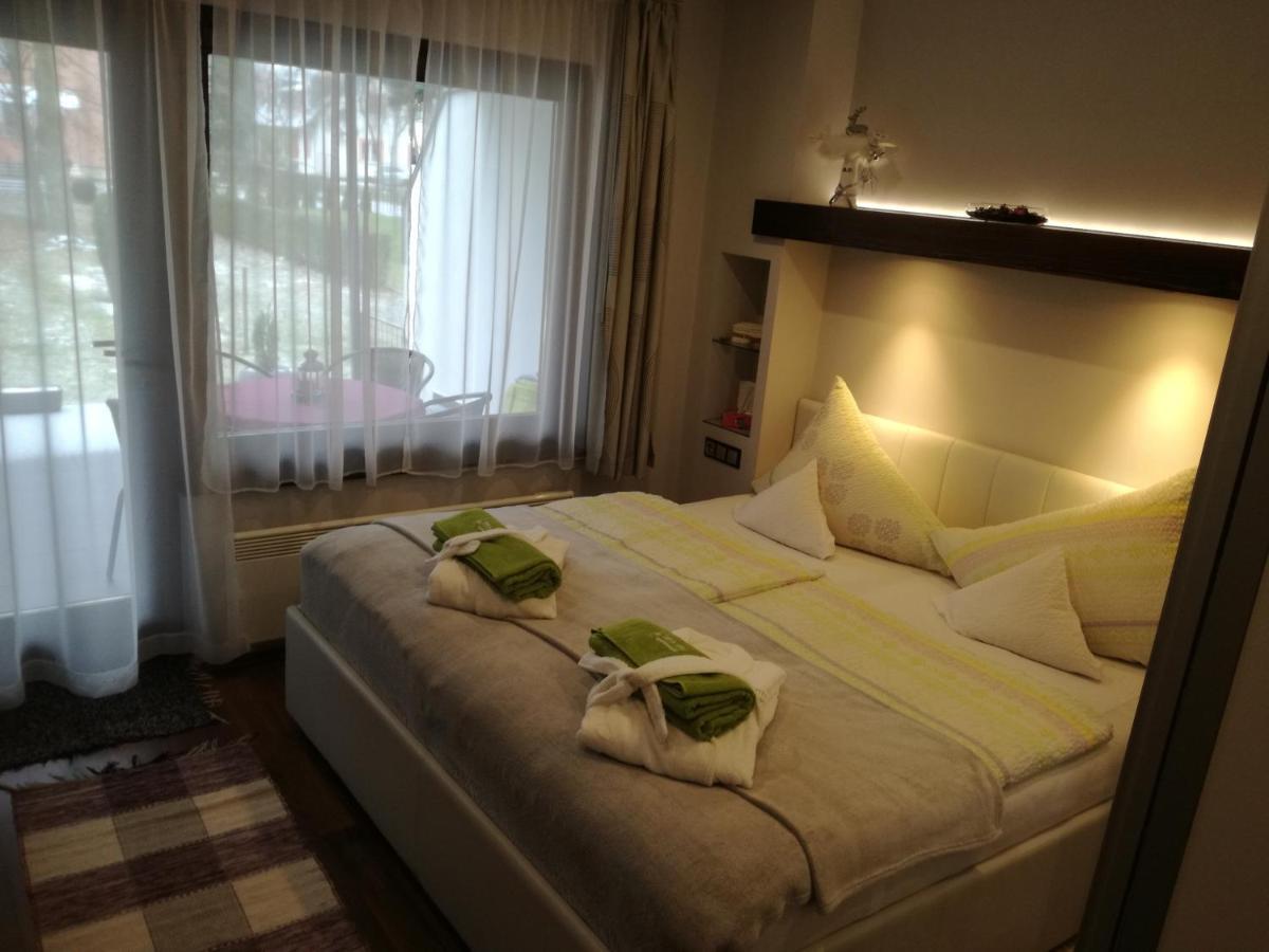 Titi Classic & Trendy Apartman Bük Eksteriør billede